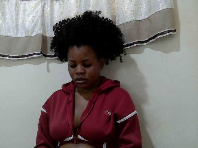 Lovelybabra live cam on BongaCams
