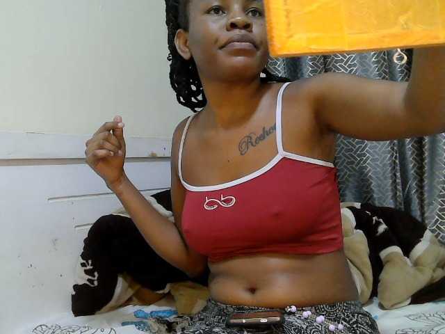 Lovelybabra live cam on BongaCams