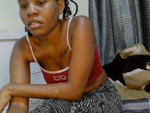 Lovelybabra live cam on BongaCams