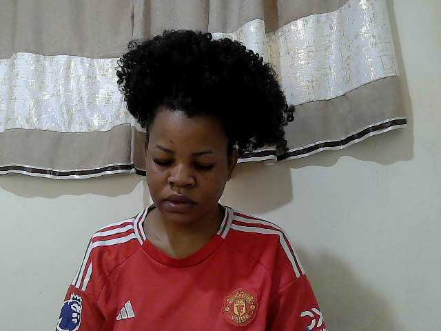 Lovelybabra live cam on BongaCams