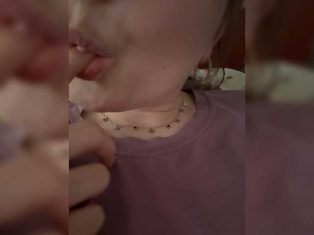 Kris-76 live cam on BongaCams