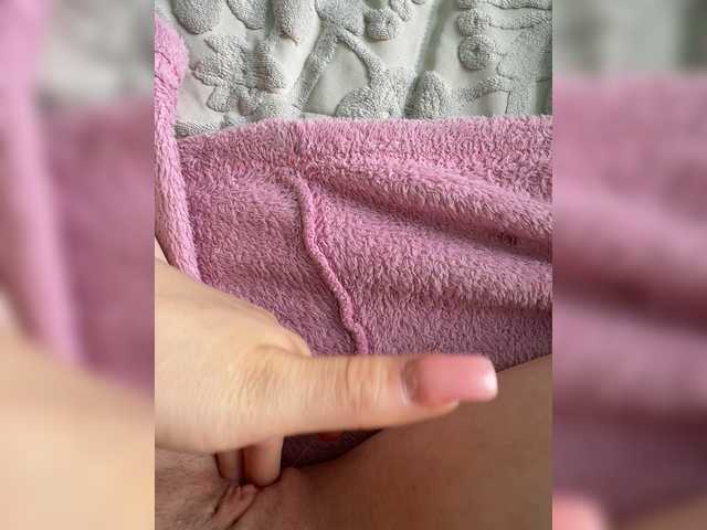 Kris-76 live cam on BongaCams