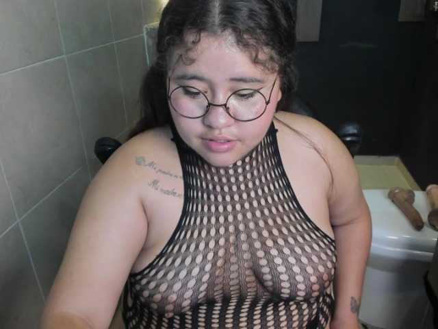 DannaKeys live cam on BongaCams