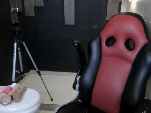 DannaKeys live cam on BongaCams