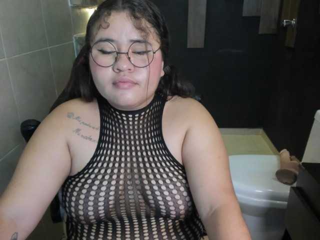 DannaKeys live cam on BongaCams
