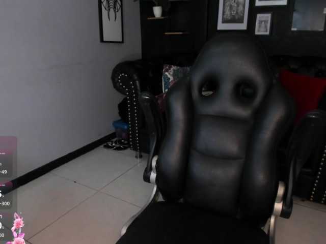 DannaKeys live cam on BongaCams