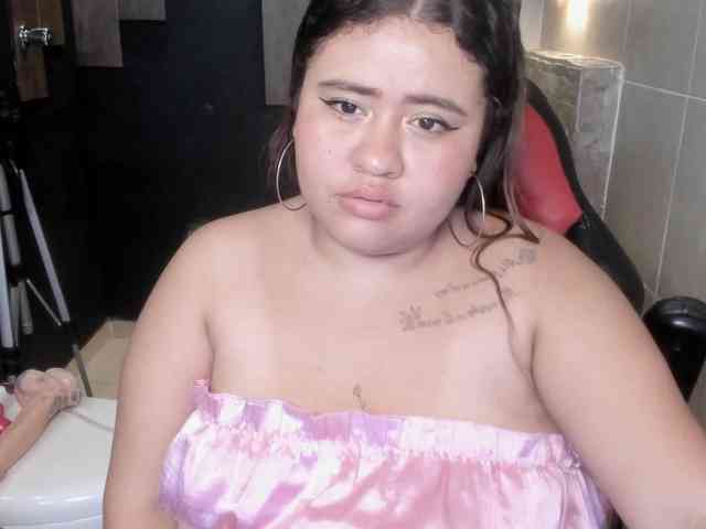 DannaKeys webcam