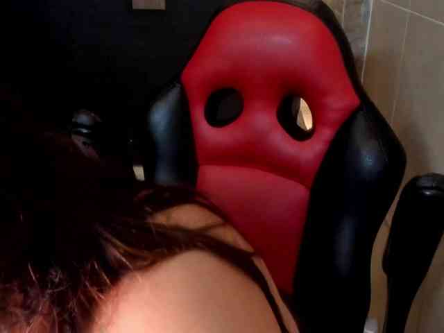 DannaKeys webcam