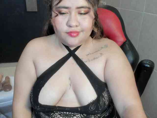 DannaKeys webcam
