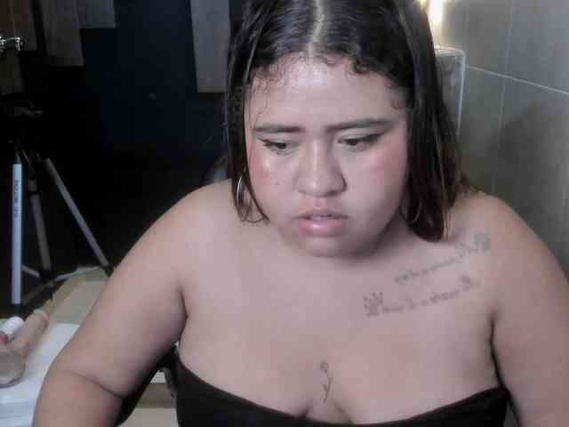 DannaKeys webcam
