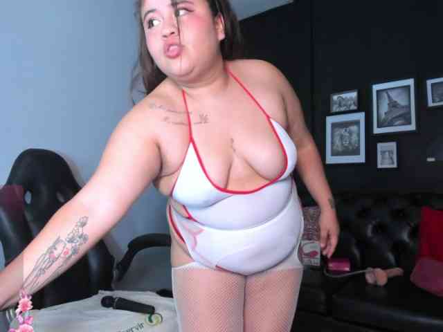 DannaKeys webcam