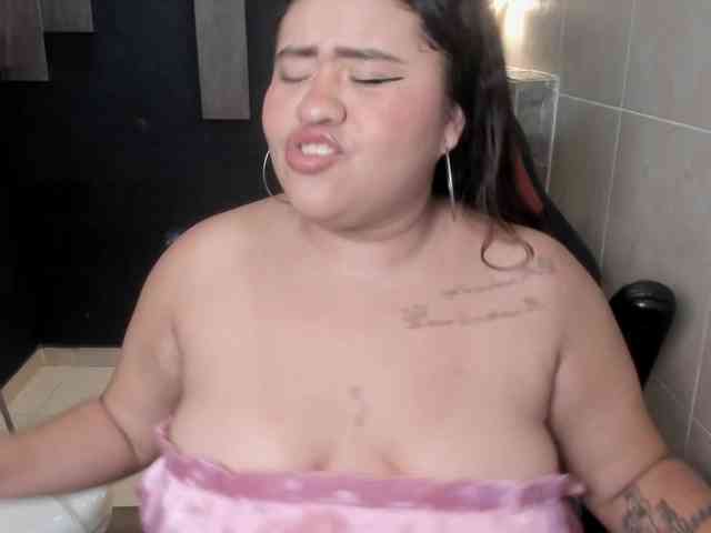 DannaKeys webcam