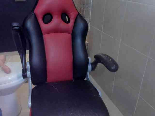 DannaKeys webcam