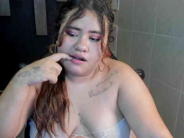 DannaKeys webcam