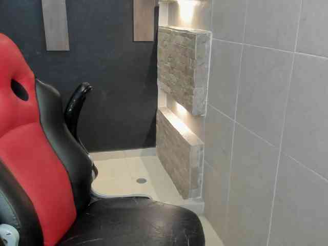 DannaKeys webcam