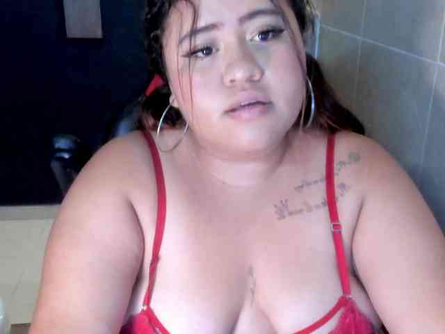DannaKeys webcam