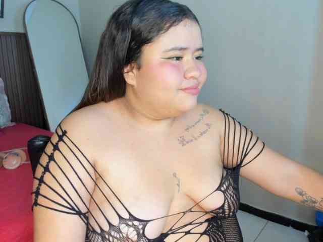 DannaKeys webcam