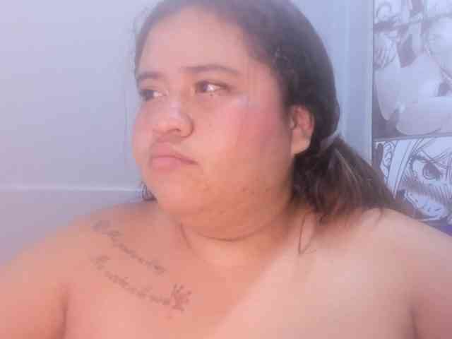 DannaKeys webcam