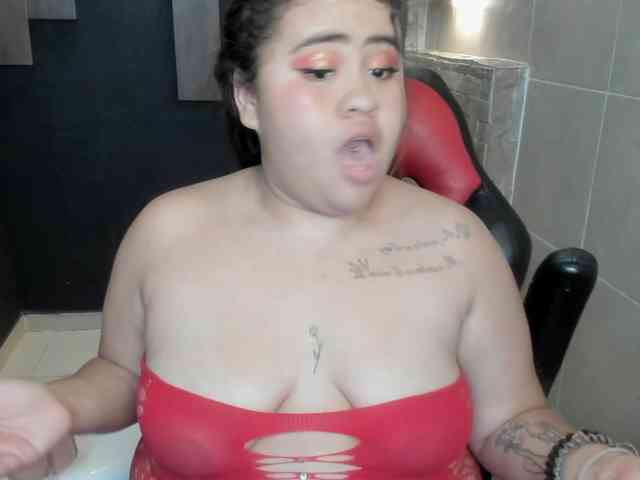 DannaKeys webcam