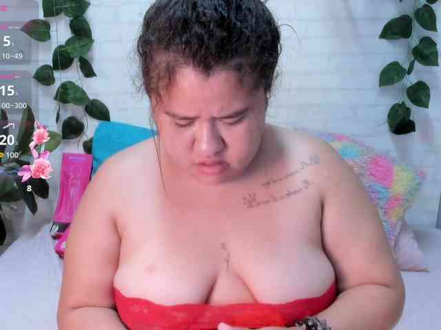 DannaKeys webcam