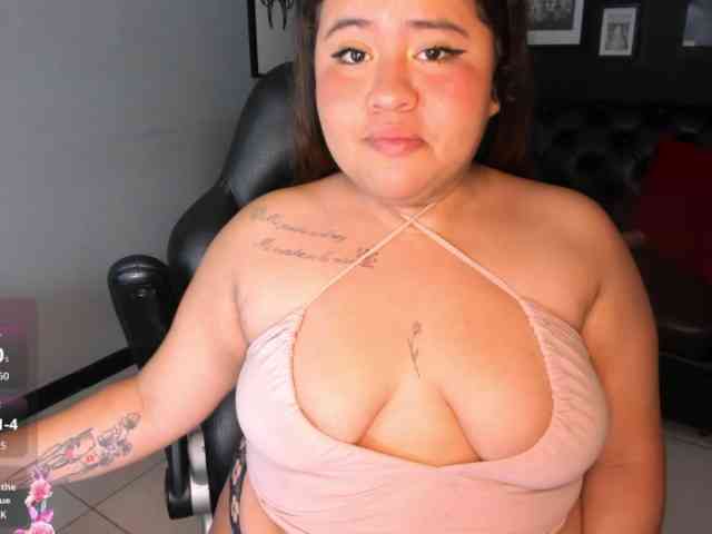 DannaKeys webcam