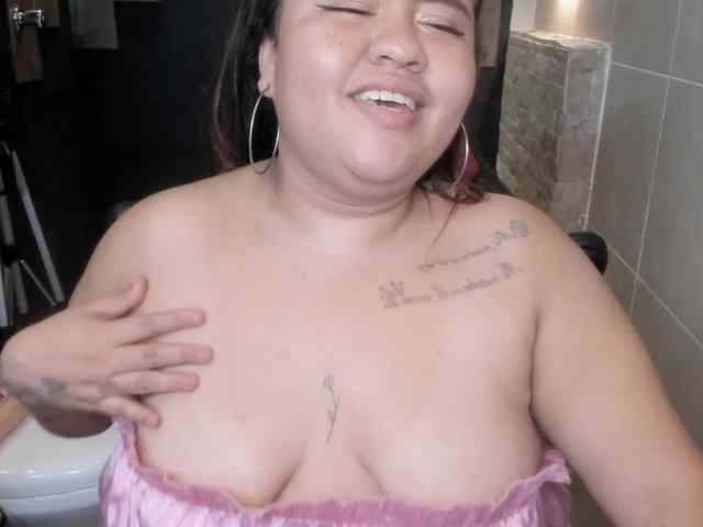 DannaKeys webcam