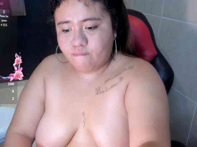 DannaKeys webcam