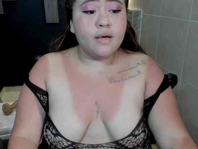 DannaKeys webcam