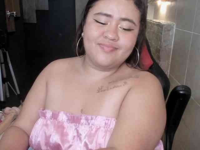 DannaKeys webcam