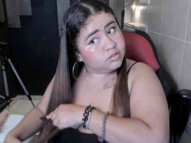 DannaKeys webcam