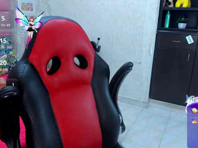 DannaKeys webcam