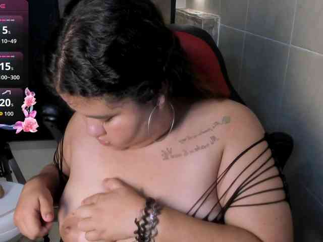 DannaKeys webcam