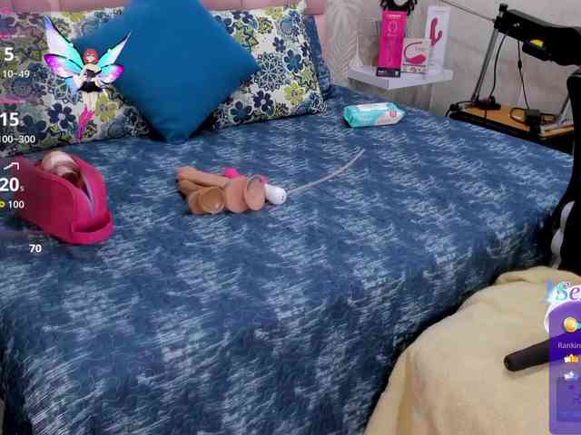 DannaKeys webcam