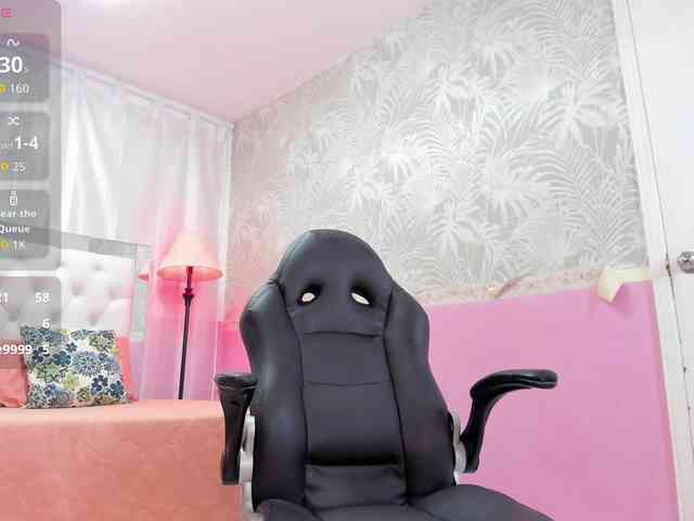 DannaKeys webcam