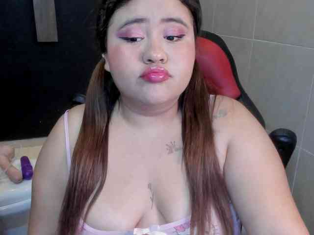 DannaKeys webcam