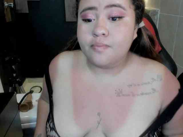 DannaKeys webcam