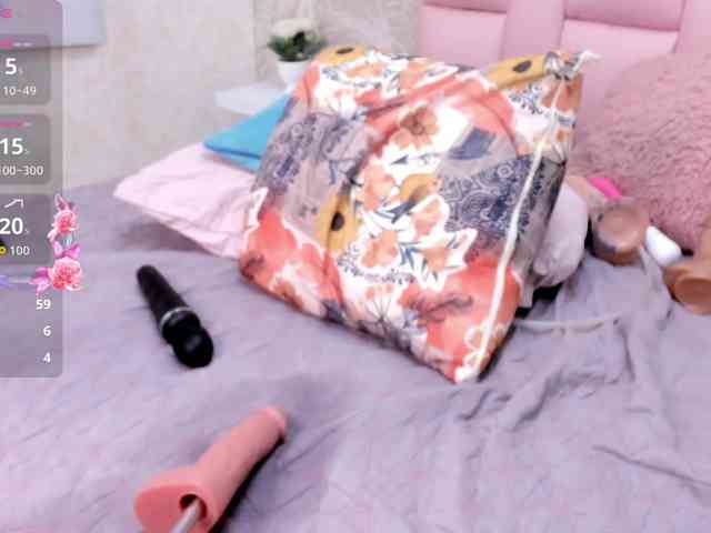 DannaKeys webcam