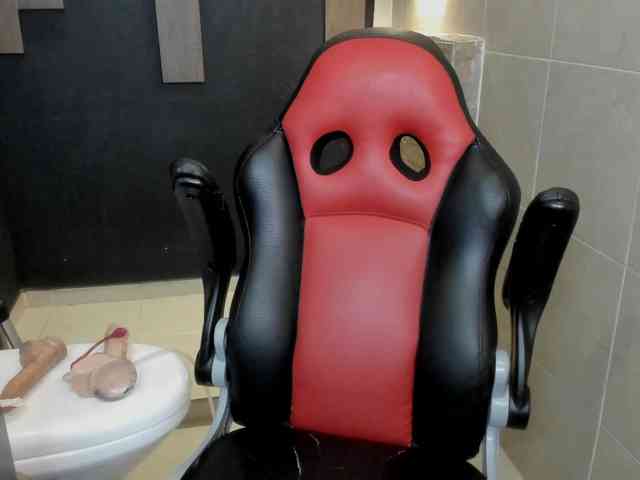 DannaKeys webcam
