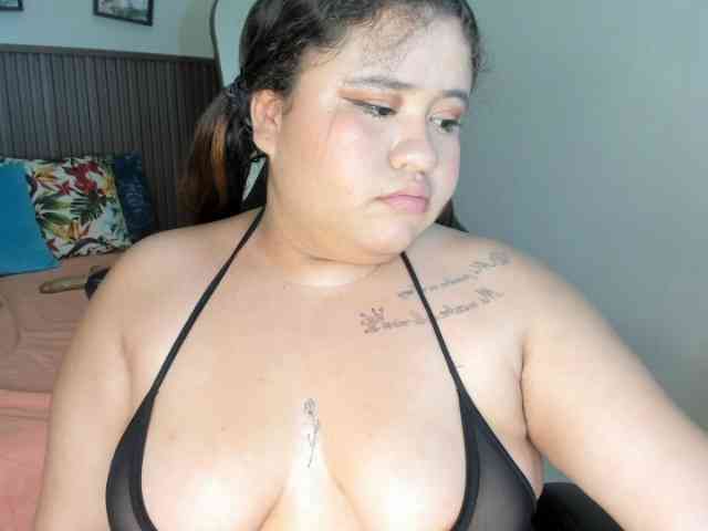 DannaKeys webcam