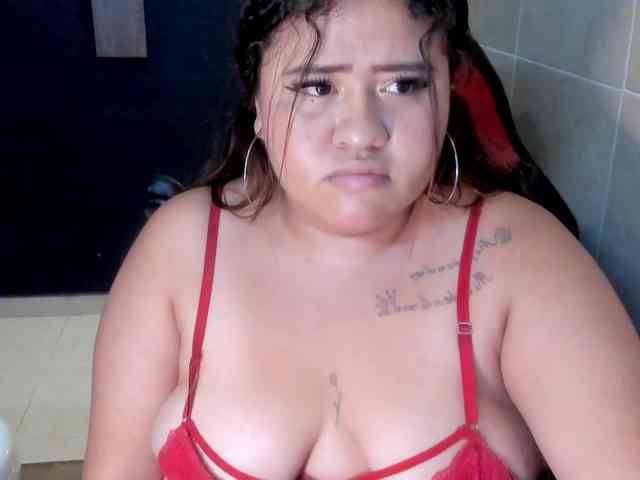 DannaKeys webcam
