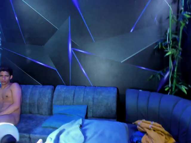 playsgirlhot's BongaCams show and profile