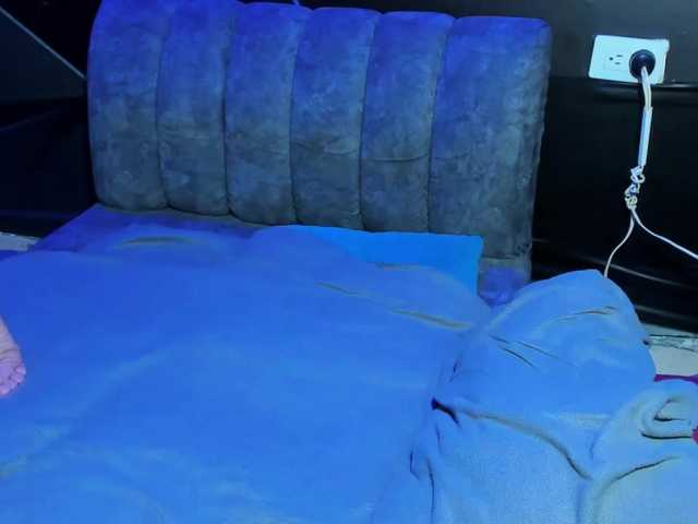 playsgirlhot live cam on BongaCams