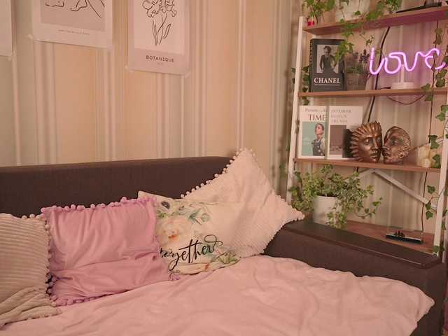Winaria live cam on BongaCams