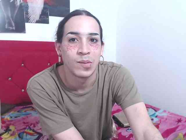 pamelaat2200 Live Webcam on BongaCams