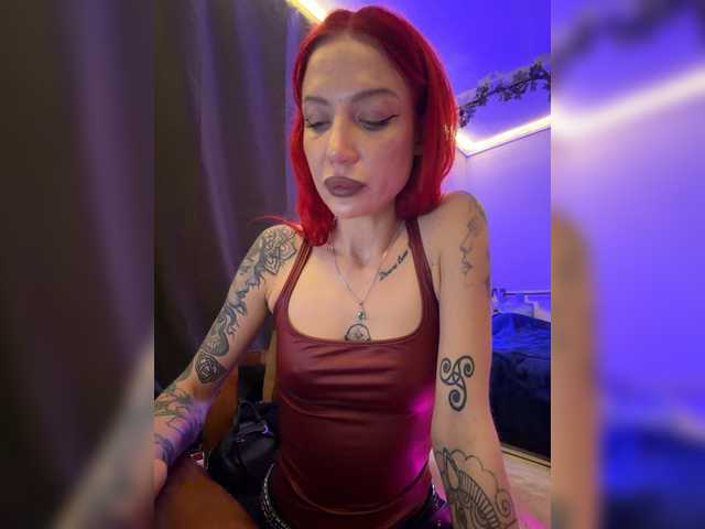 Alina666Mistress's BongaCams show and profile