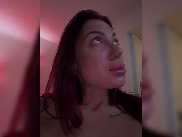 Alina666Mistress live cam on BongaCams