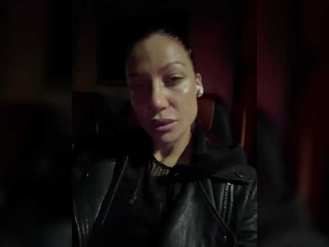 Alina666Mistress live cam on BongaCams