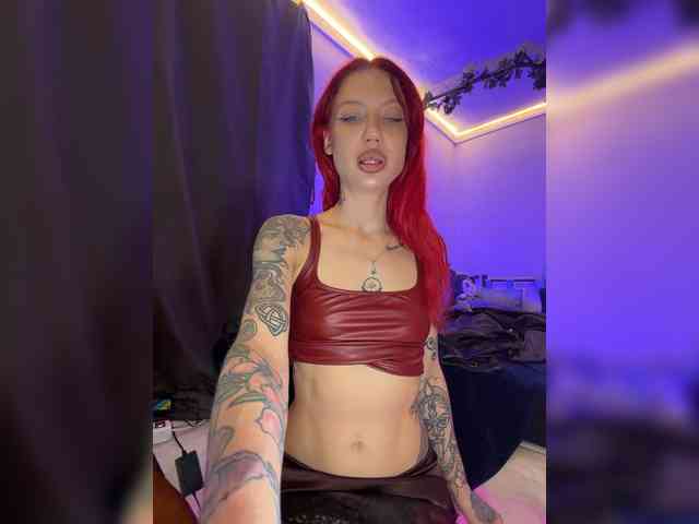 Alina666Mistress webcam