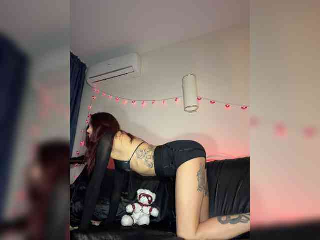 Alina666Mistress webcam
