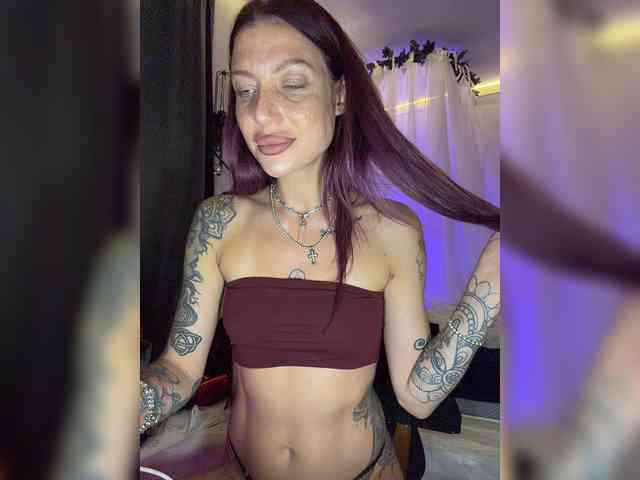 Alina666Mistress webcam
